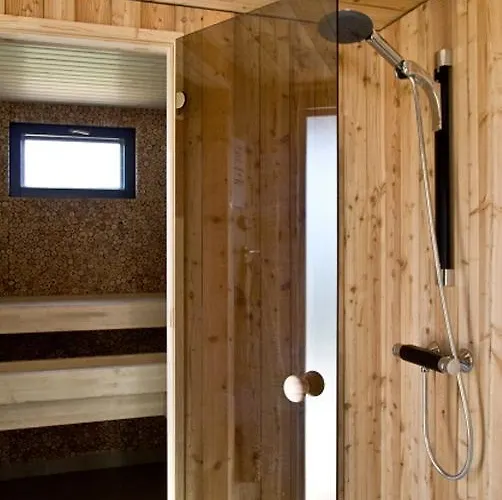 Willa Marina Lotus Village *